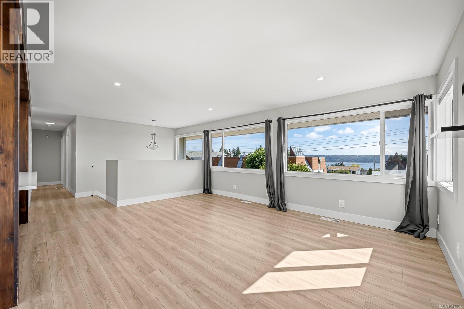 262 Mclean St, Campbell River, British Columbia  V9W 2M5 - Photo 14 - 1047692