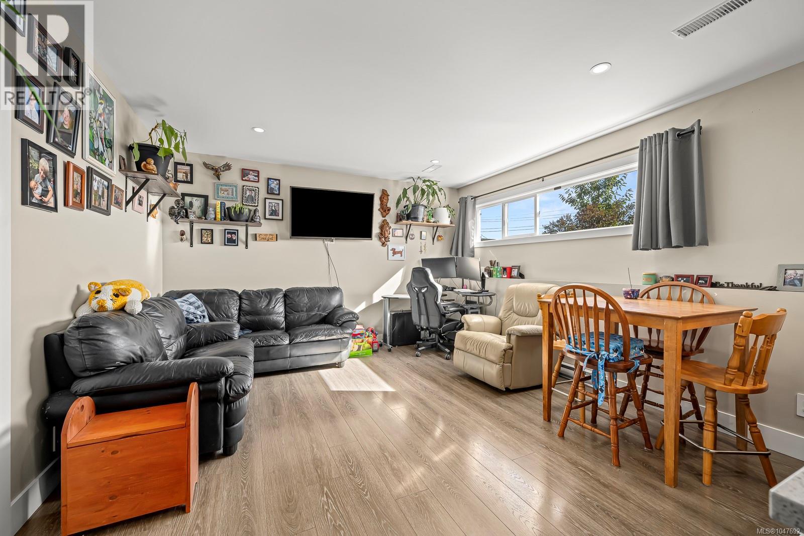 262 Mclean St, Campbell River, British Columbia  V9W 2M5 - Photo 39 - 1047692