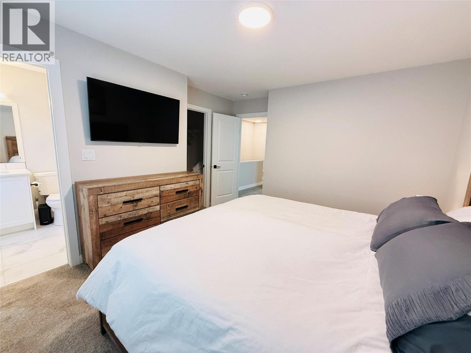 4883 Stanley Street Unit# 2, Radium Hot Springs, British Columbia  V0A 1M0 - Photo 18 - 10398912