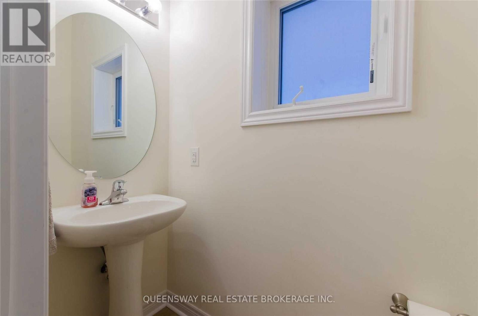 96 Busch Avenue, Markham, Ontario L6C 0P4 - Photo 4 - N13724852