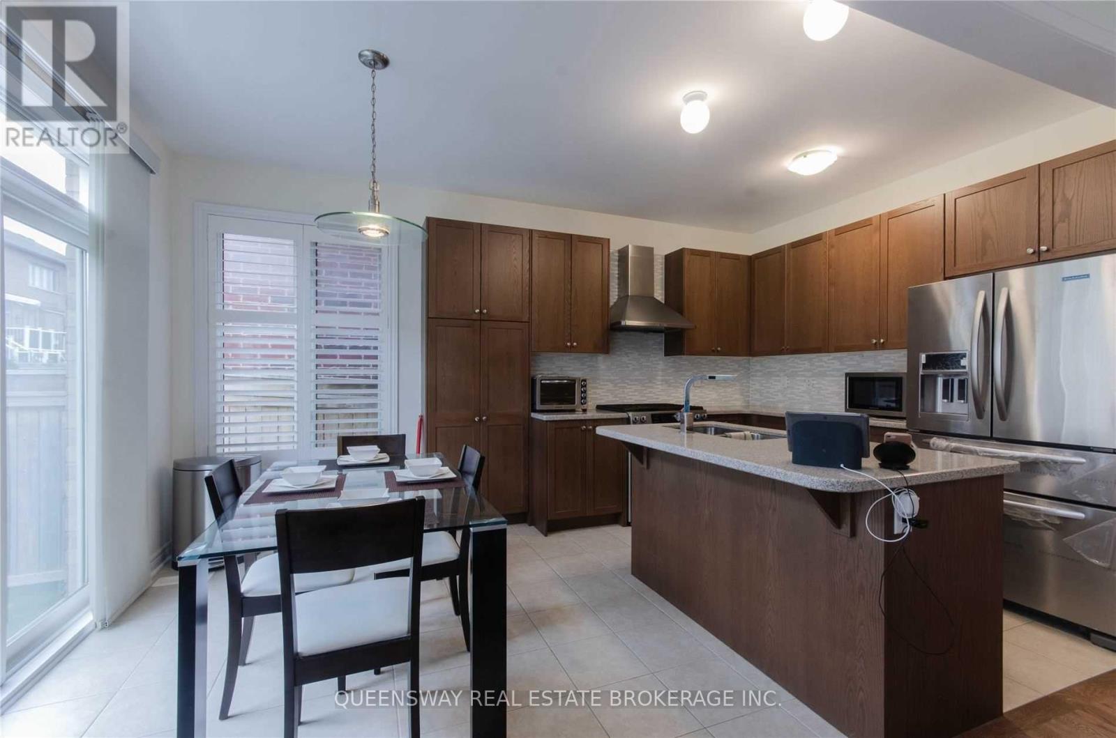 96 Busch Avenue, Markham, Ontario L6C 0P4 - Photo 6 - N13724852