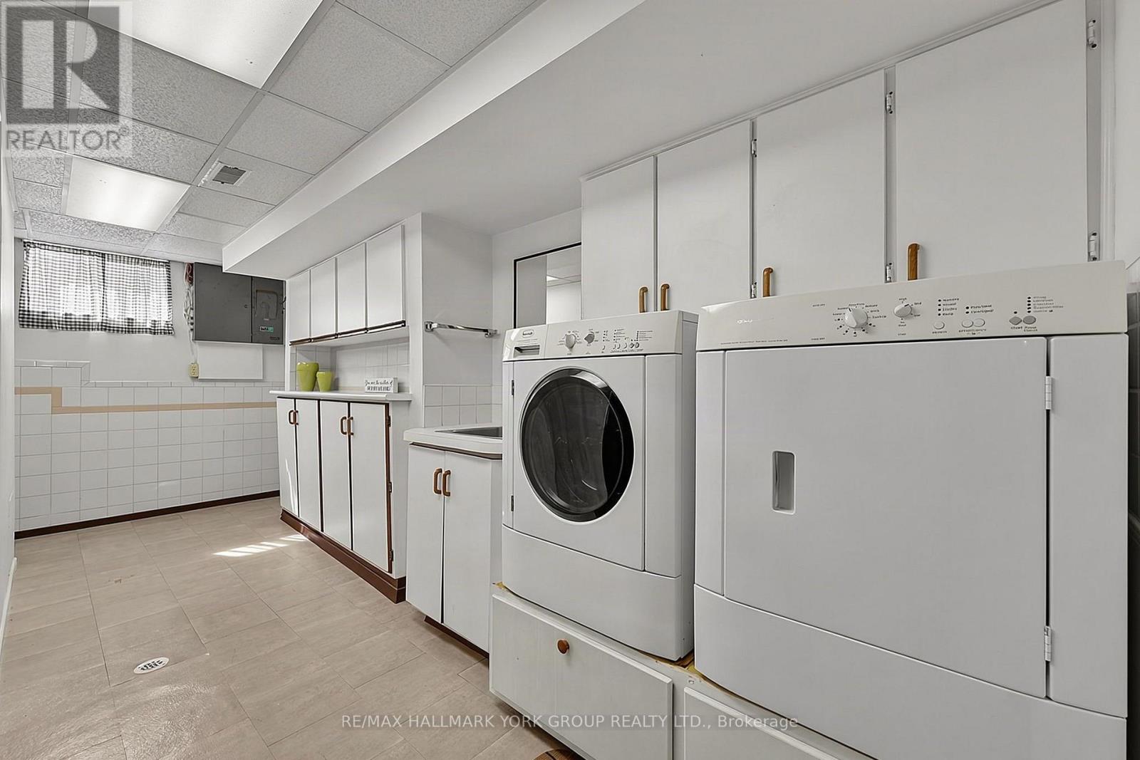 80 Fairway Drive, Aurora, Ontario  L4G 2H4 - Photo 24 - N13724854