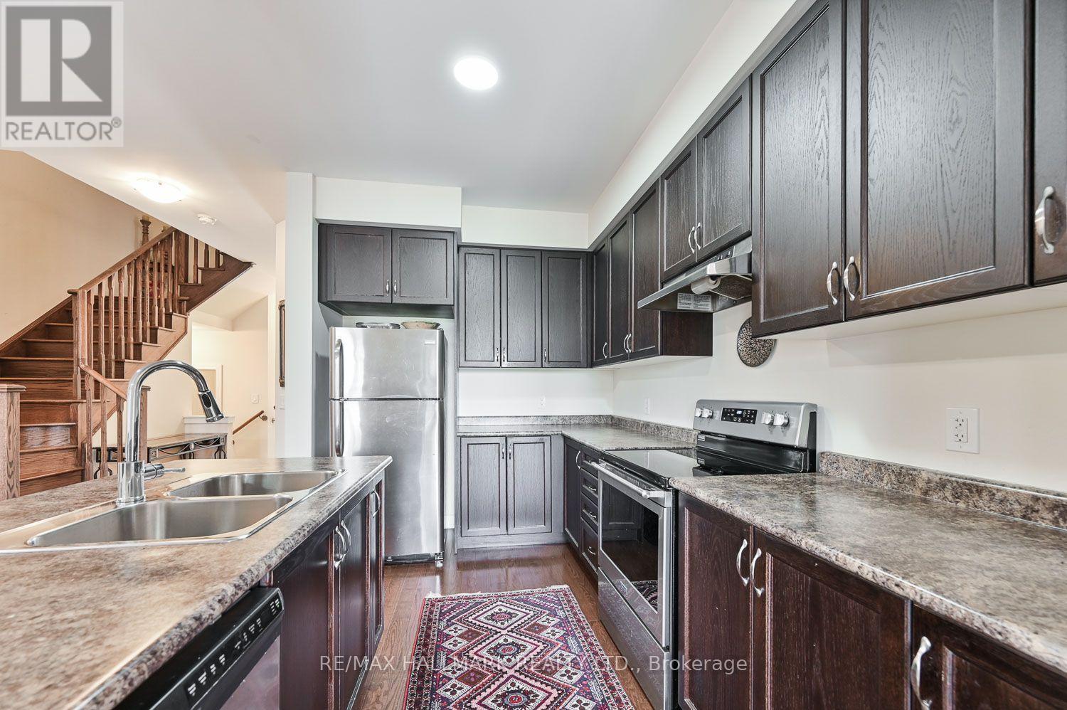 41 Anchusa Drive, Richmond Hill, Ontario  L4E 5B6 - Photo 17 - N13724914