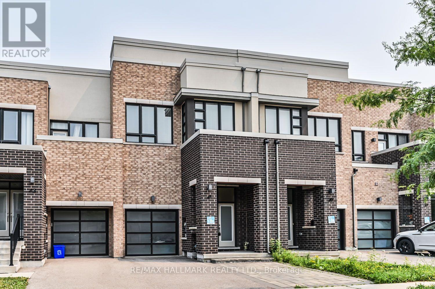 41 Anchusa Drive, Richmond Hill, Ontario  L4E 5B6 - Photo 2 - N13724914