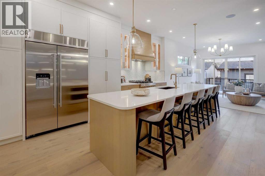 2042 56 Avenue SW, Calgary, Alberta T3E 1M8 - Photo 4 - A2340205
