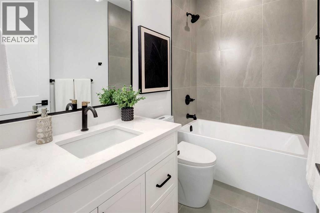 2042 56 Avenue SW, Calgary, Alberta T3E 1M8 - Photo 27 - A2340205