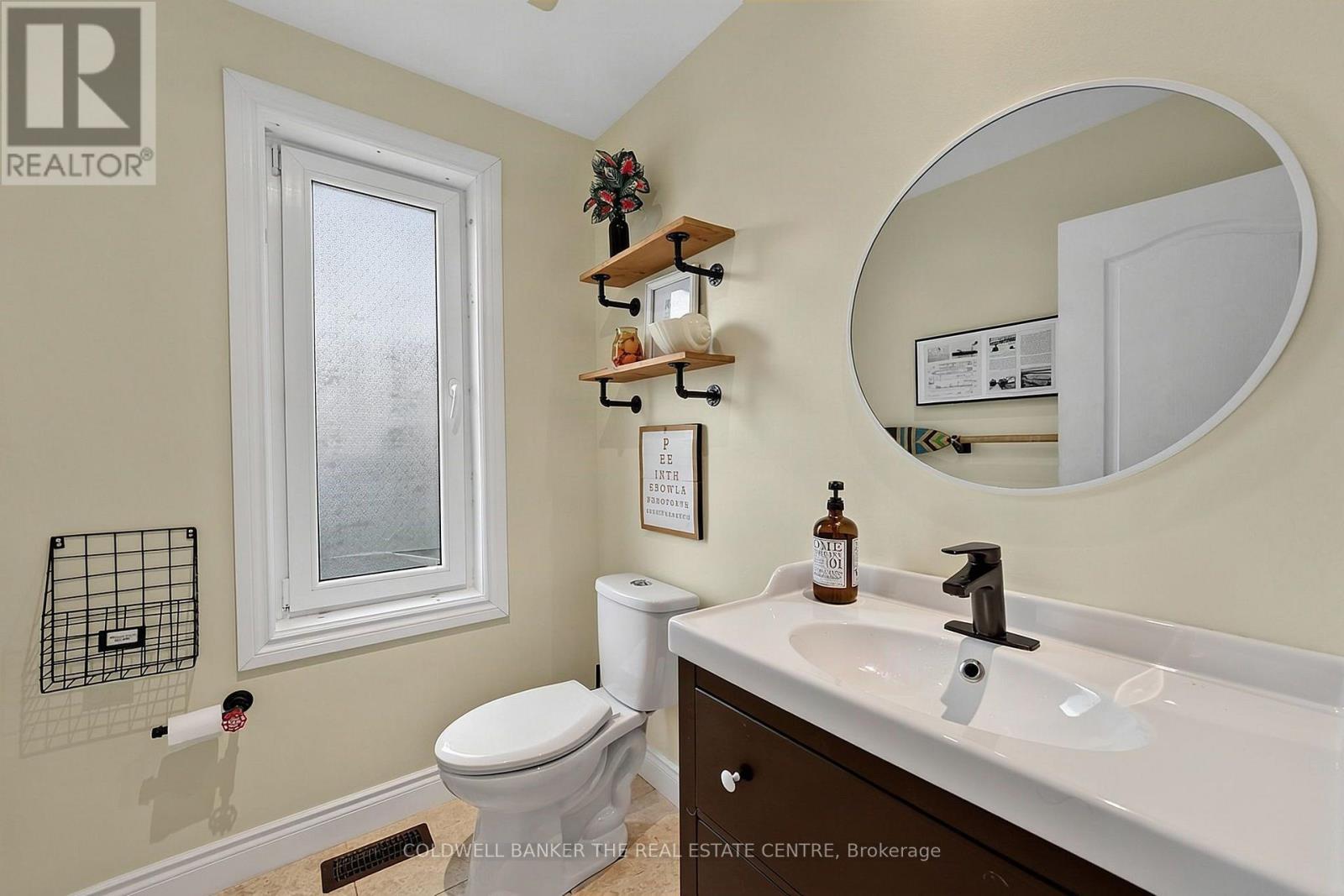 247 Poplar Avenue, Tay, Ontario  L0K 1R0 - Photo 17 - S13724890