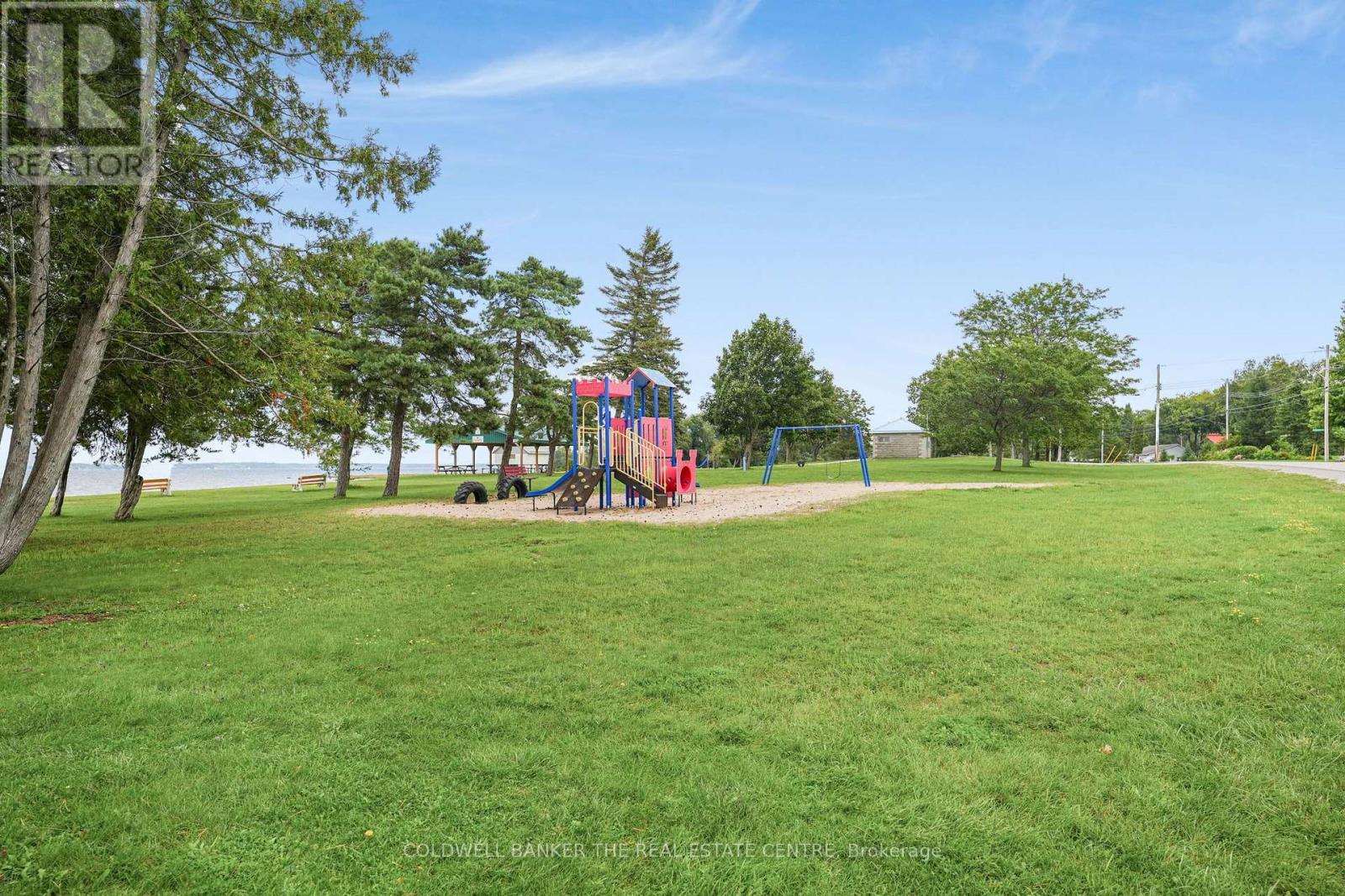 247 Poplar Avenue, Tay, Ontario  L0K 1R0 - Photo 38 - S13724890