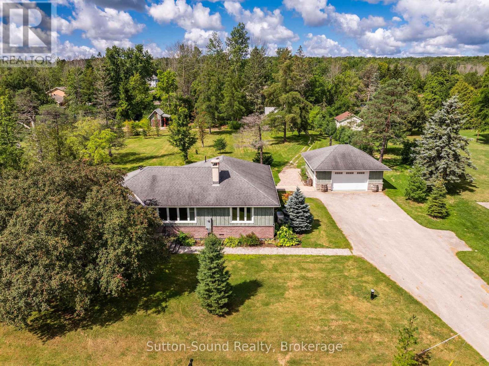 827 13TH STREET W, Georgian Bluffs, Ontario