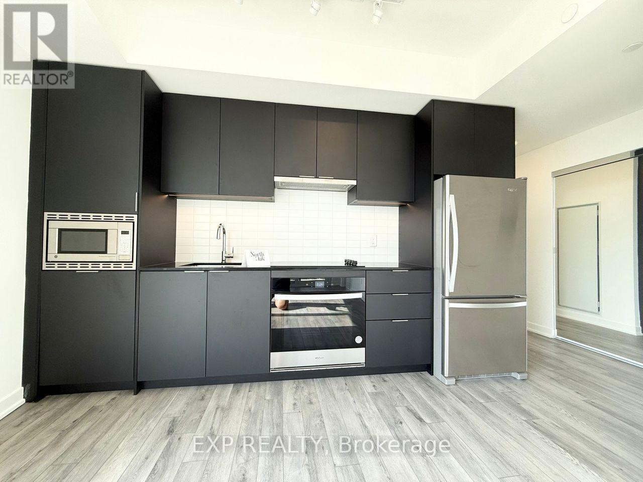 1602 - 3079 Trafalgar Road, Oakville, Ontario  L6H 8C5 - Photo 3 - W13724912