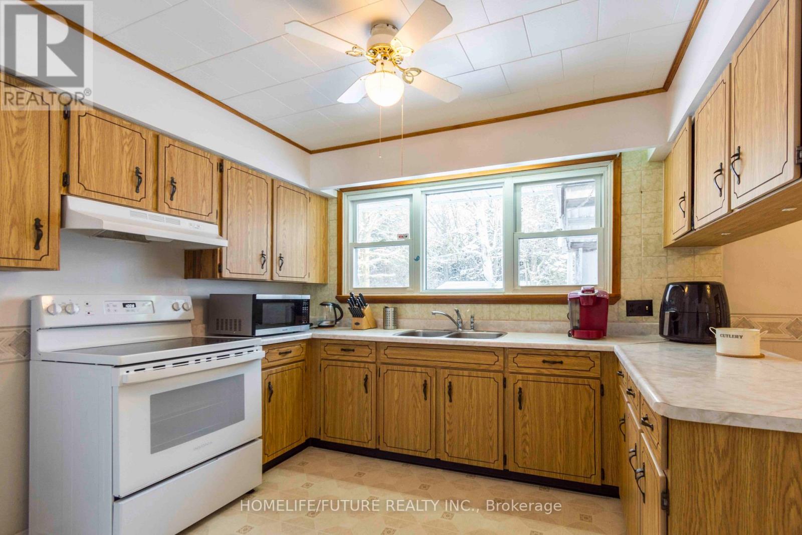 85 Peterson Street, Quinte West, Ontario  K8V 5P8 - Photo 7 - X13724886