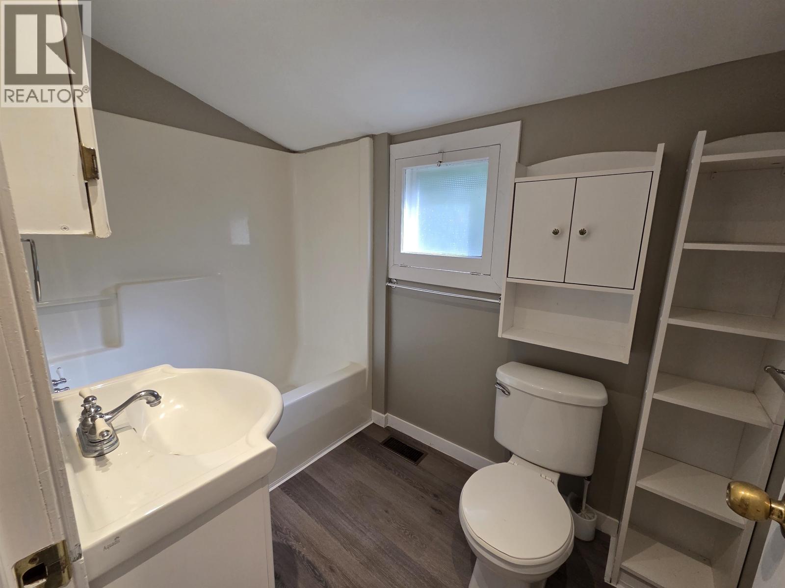 2506 Pear Street, Terrace, British Columbia  V8G 2R4 - Photo 11 - R3159817