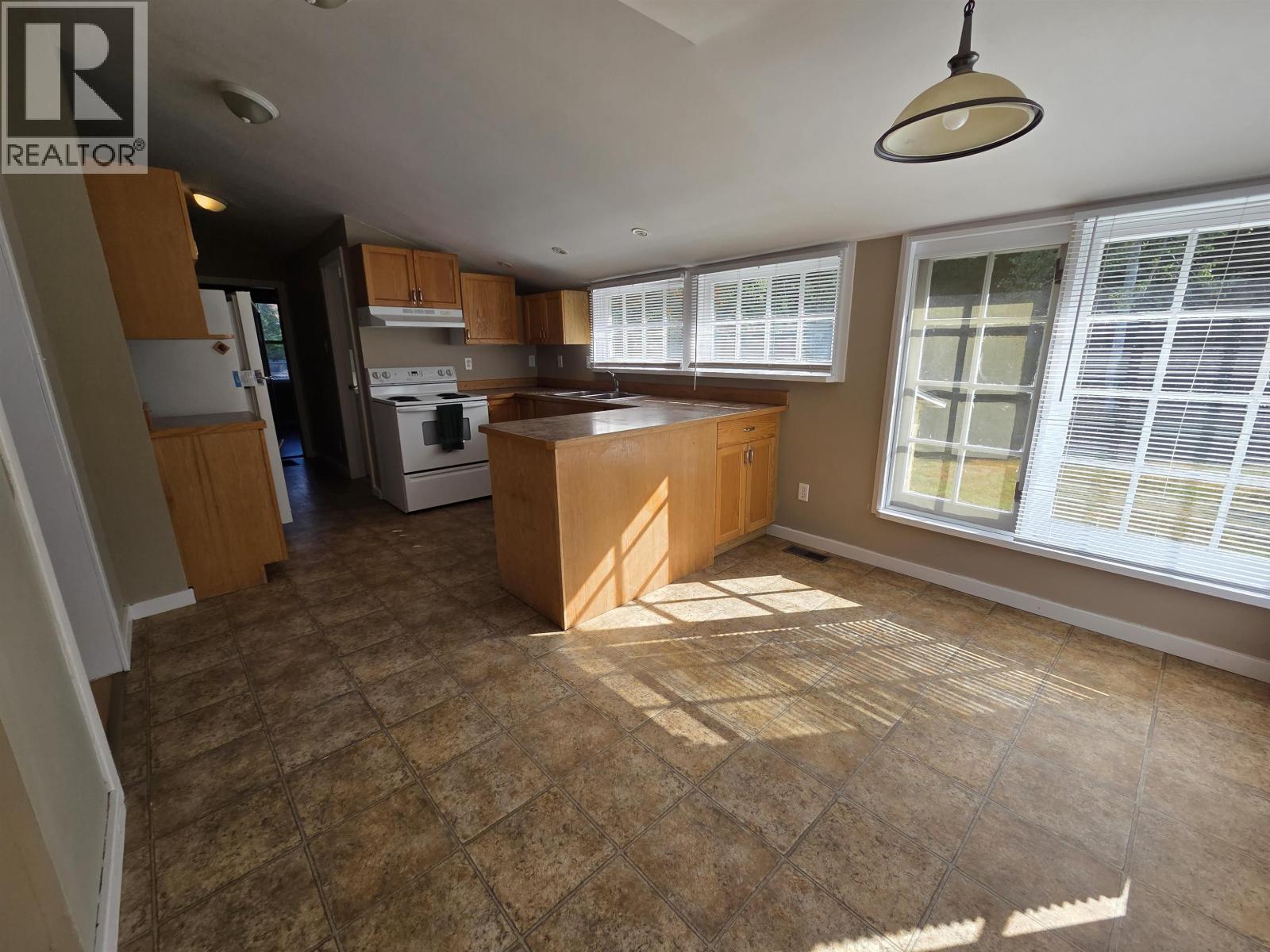 2506 Pear Street, Terrace, British Columbia  V8G 2R4 - Photo 2 - R3159817
