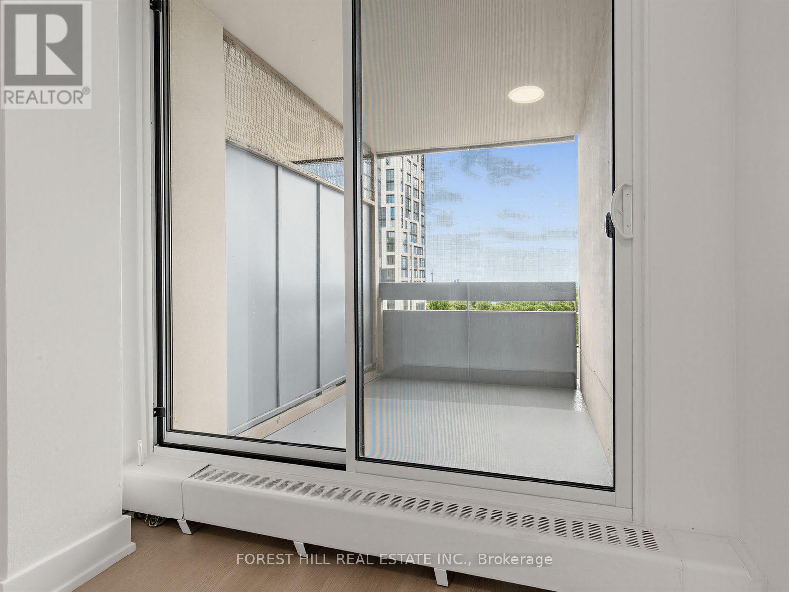 1201 - 141 Lyon Court, Toronto, Ontario  M6B 3H2 - Photo 14 - W13723280