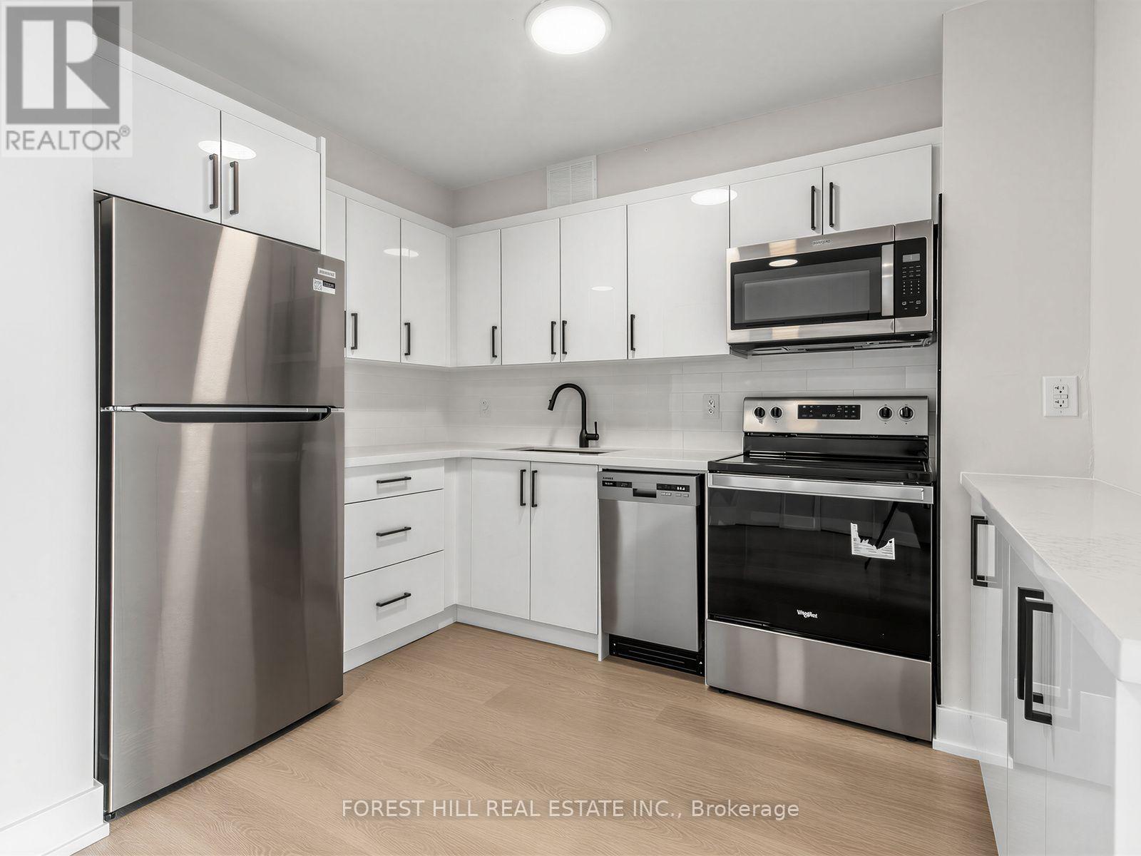 1201 - 141 Lyon Court, Toronto, Ontario  M6B 3H2 - Photo 4 - W13723280