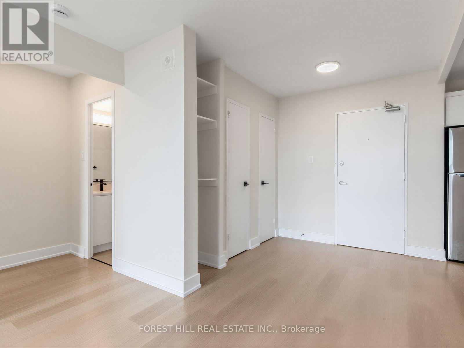 1201 - 141 Lyon Court, Toronto, Ontario  M6B 3H2 - Photo 6 - W13723280