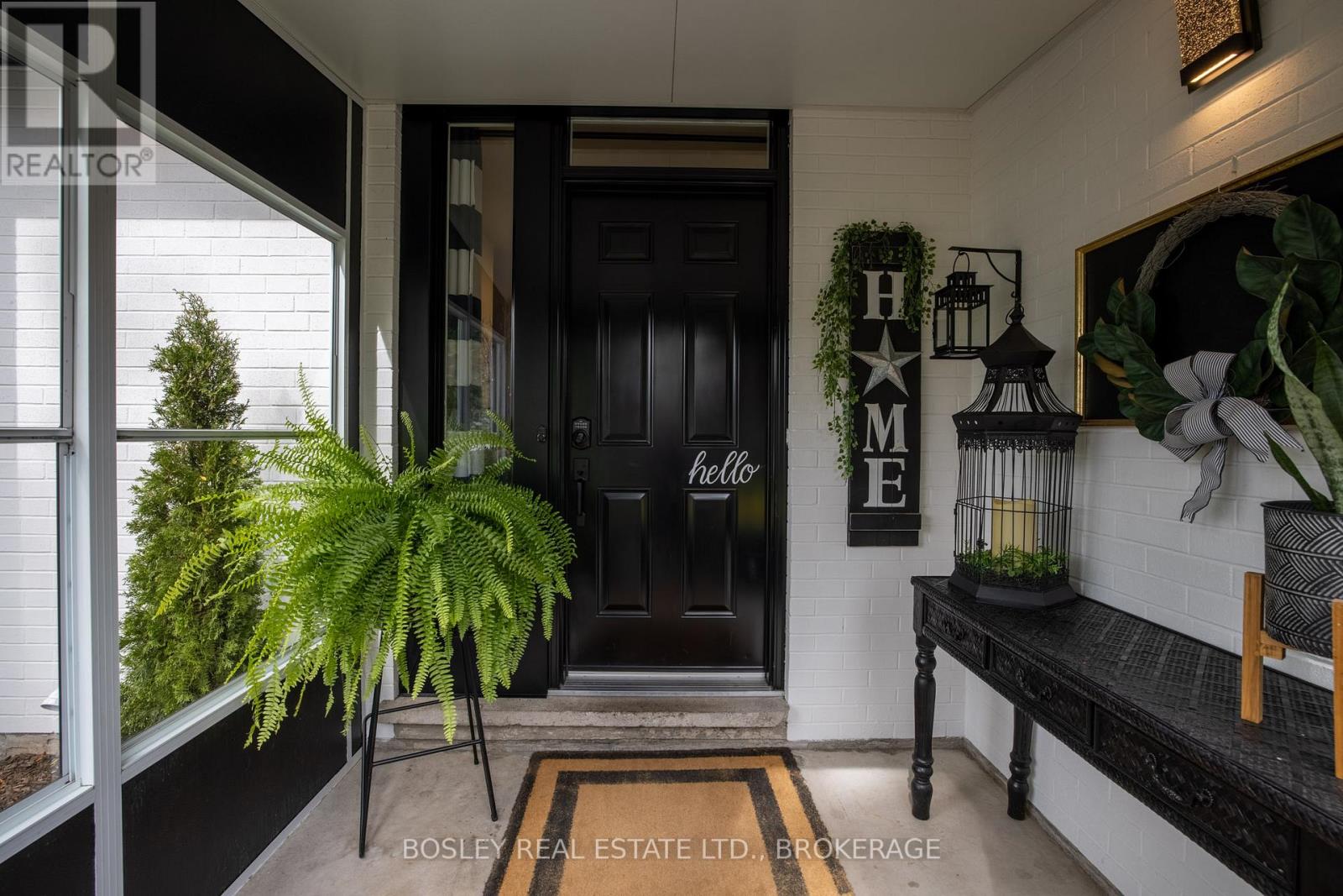4148 Dorchester Road, Niagara Falls, Ontario  L2E 6N2 - Photo 2 - X13709888
