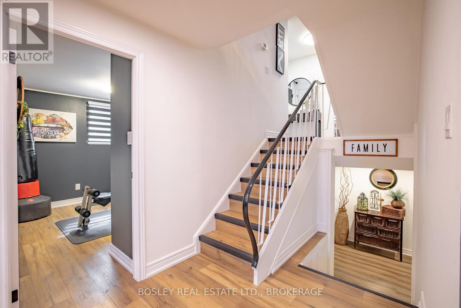 4148 Dorchester Road, Niagara Falls, Ontario  L2E 6N2 - Photo 23 - X13709888
