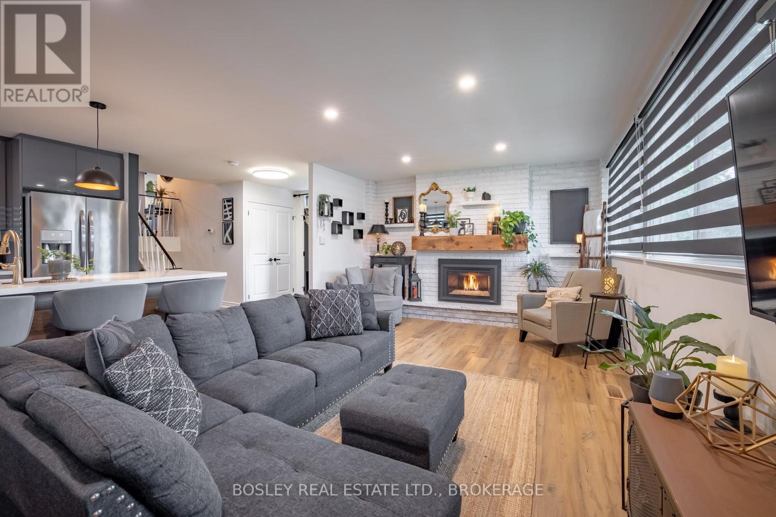 4148 Dorchester Road, Niagara Falls, Ontario  L2E 6N2 - Photo 6 - X13709888