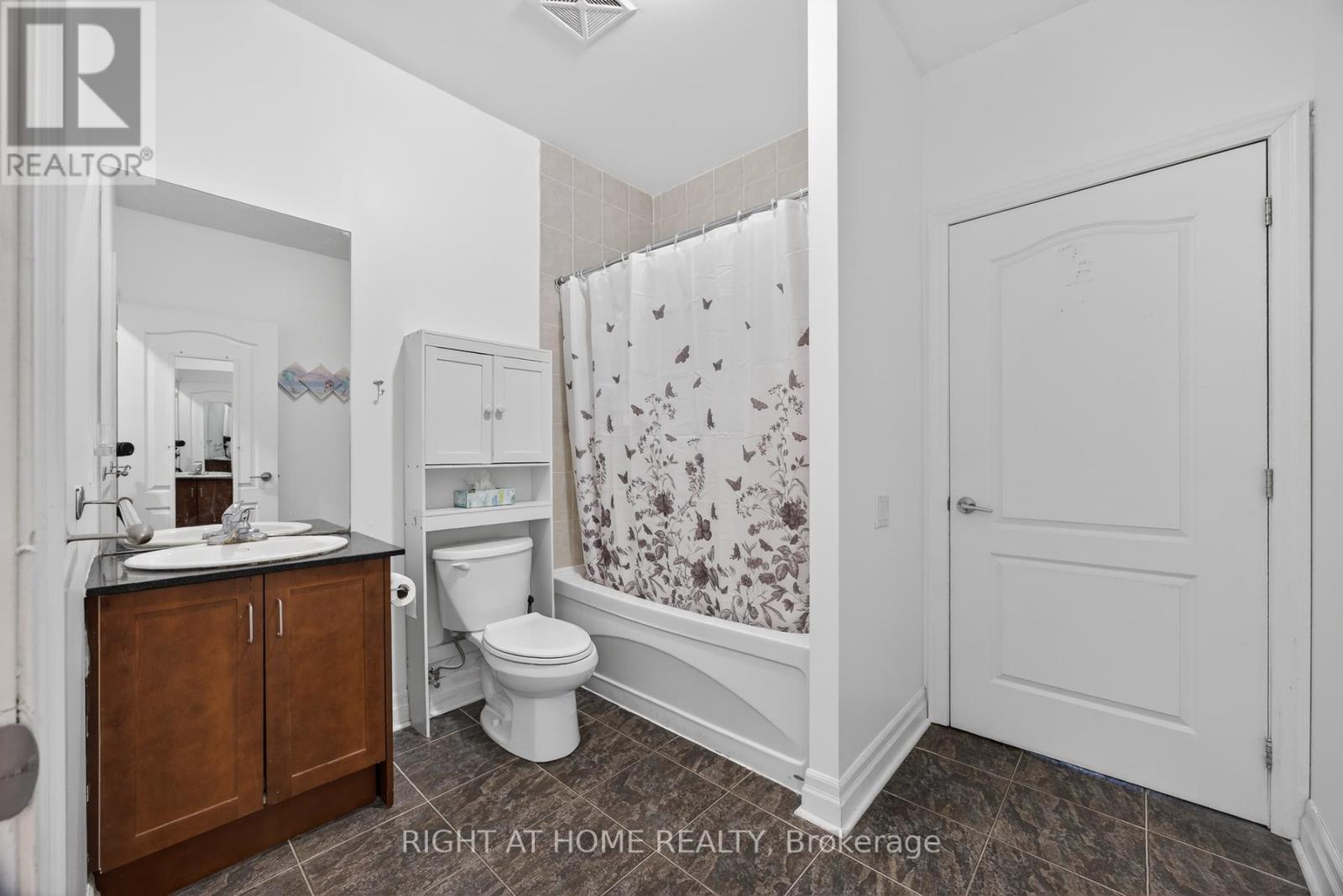 518 - 44 Bond Street W, Oshawa, Ontario  L1G 6R2 - Photo 22 - E13724956