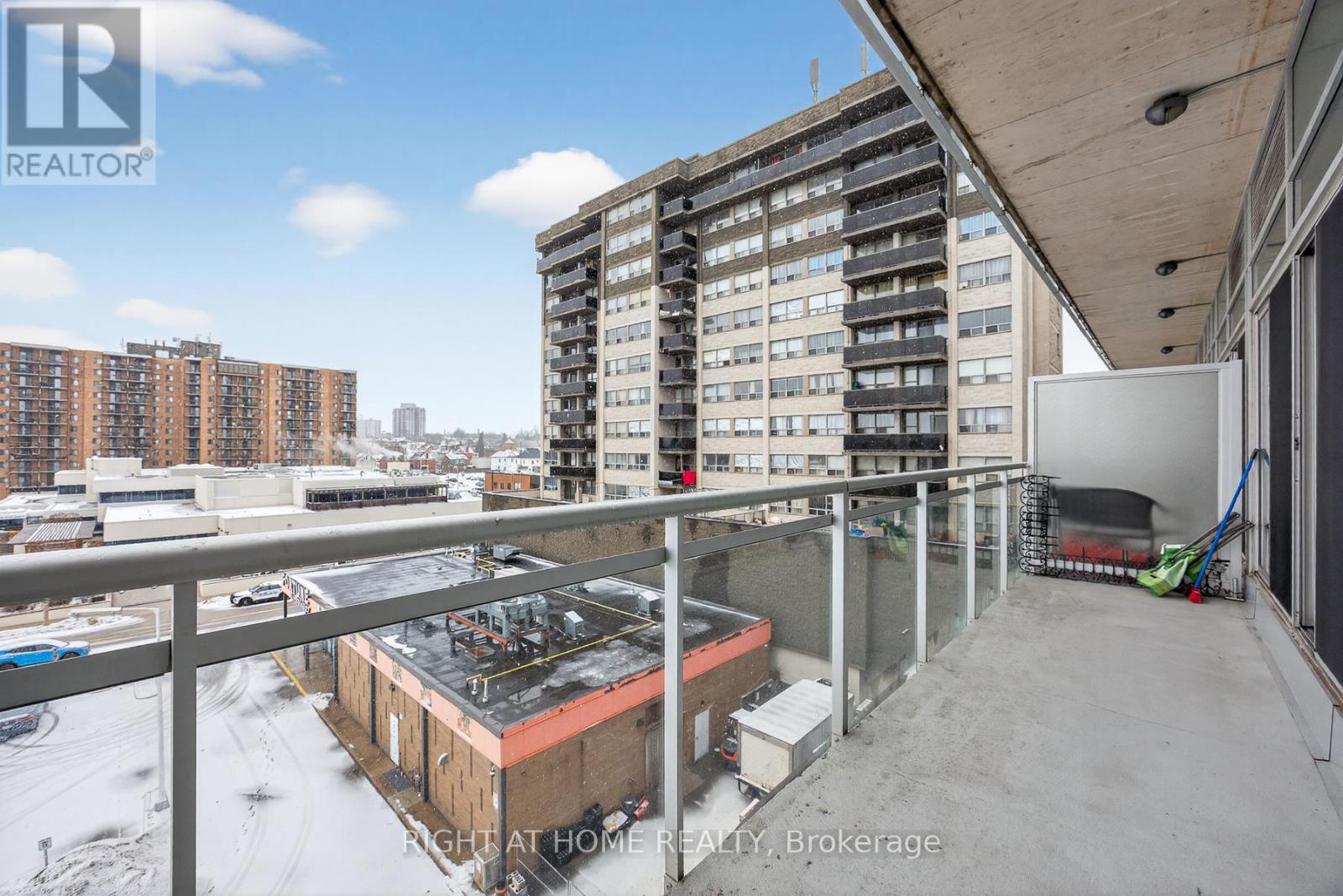 518 - 44 Bond Street W, Oshawa, Ontario  L1G 6R2 - Photo 25 - E13724956