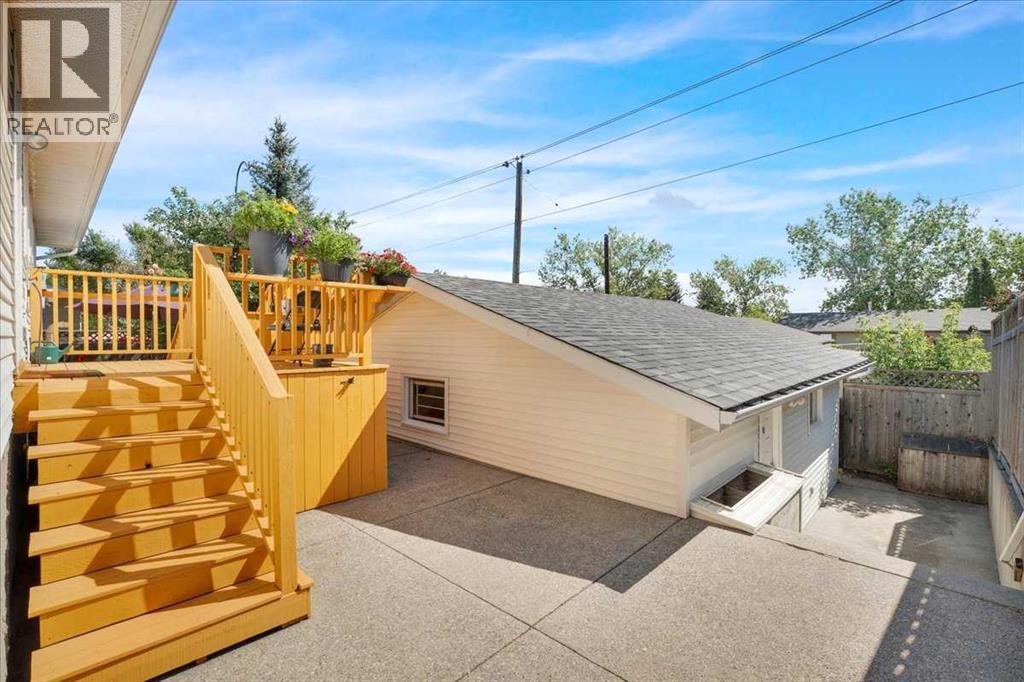 228 Nottingham Road NW, Calgary, Alberta  T2K 5N5 - Photo 41 - A2338958