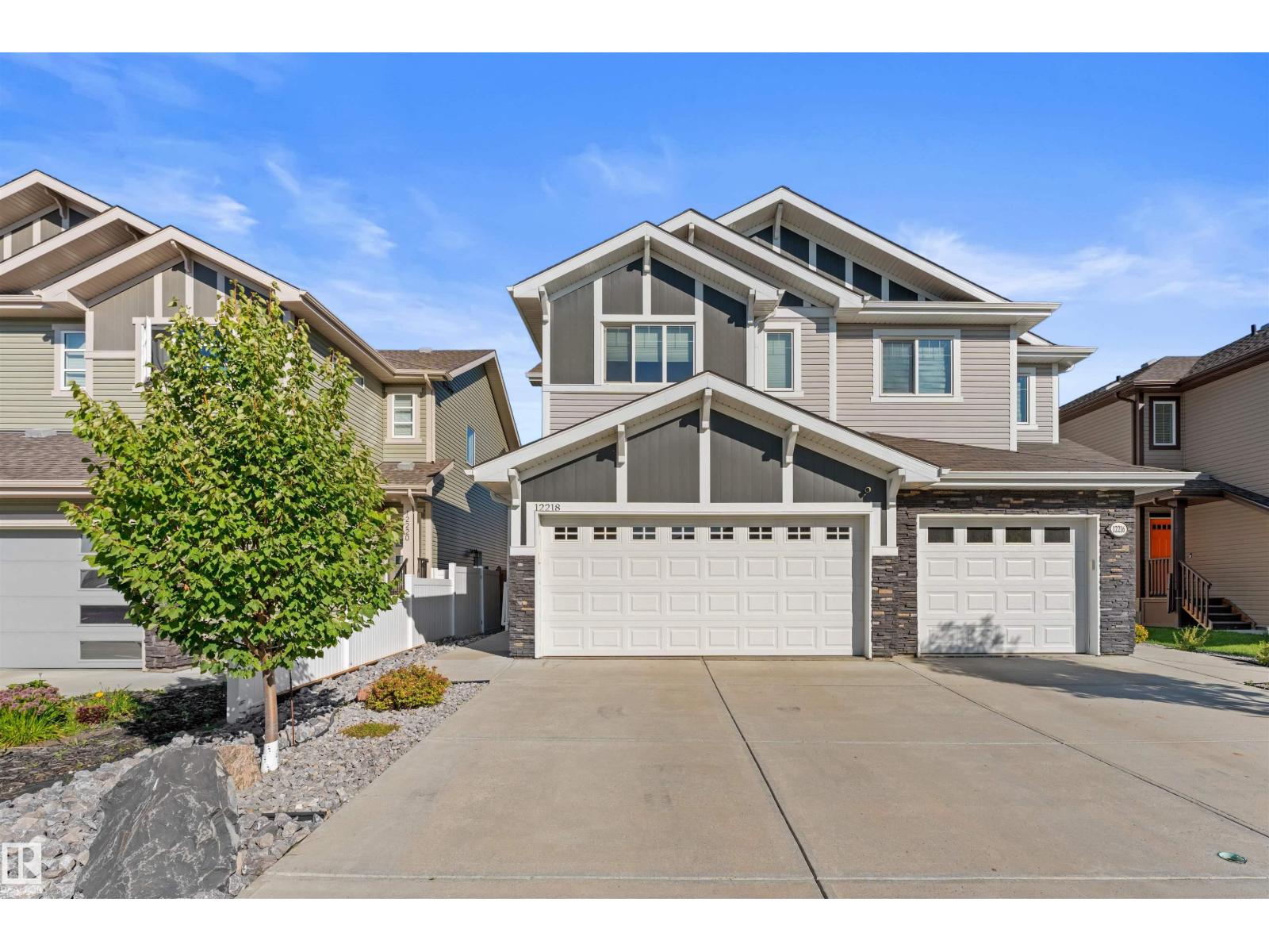 12218 176 AV NW, edmonton, Alberta