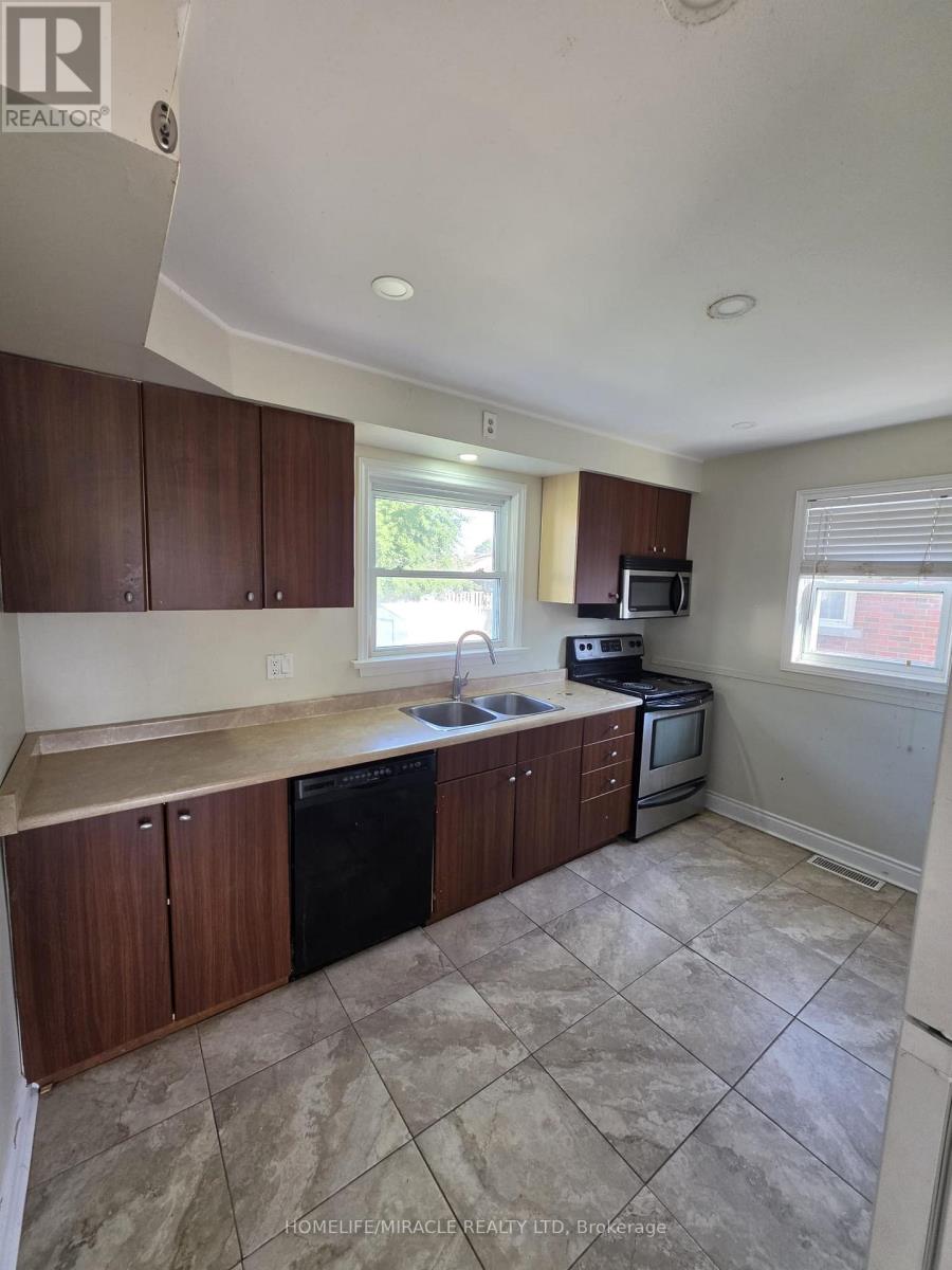 7150 Douglas Crescent, Niagara Falls, Ontario  L2G 3C4 - Photo 4 - X13724938