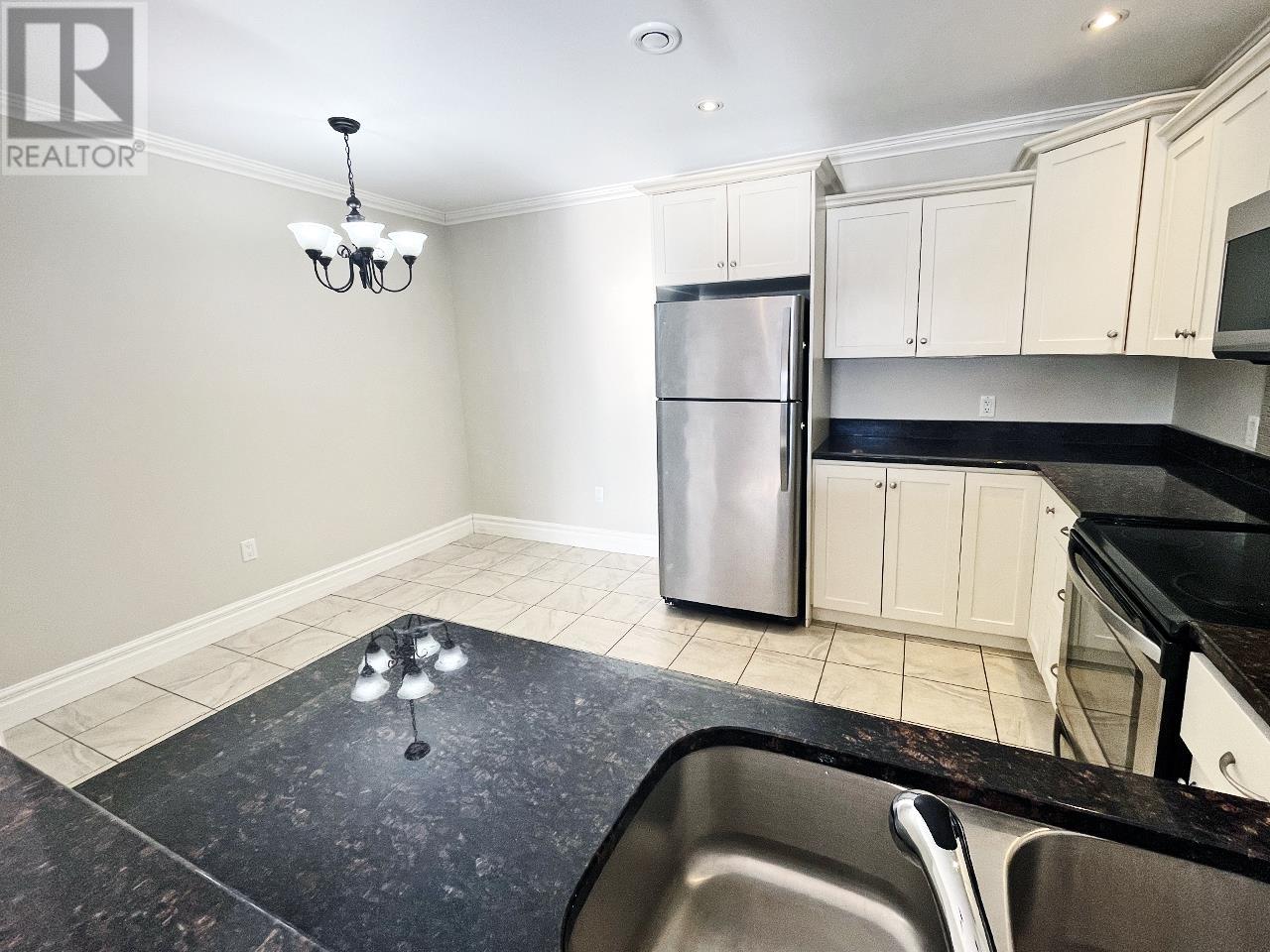 203 53 Glen Stewart Drive, Stratford, Prince Edward Island  C1B 2A8 - Photo 6 - 202621890