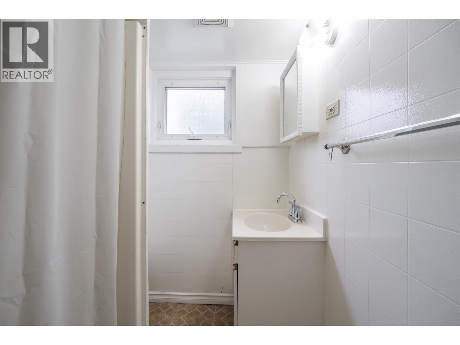 990 Gillett Street, Prince George, British Columbia  V2M 2T9 - Photo 35 - R3159428