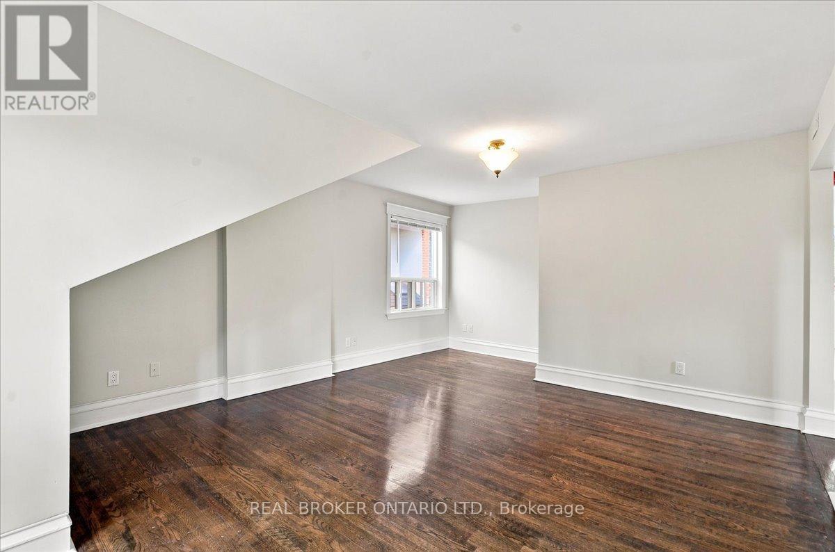 3 - 12 Foxbar Road, Toronto, Ontario M4V 2G6 - Photo 3 - C13701532
