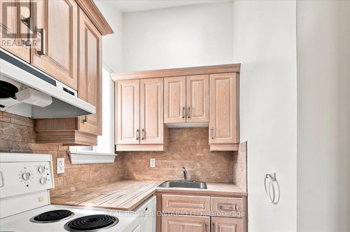 3 - 12 Foxbar Road, Toronto, Ontario M4V 2G6 - Photo 7 - C13701532