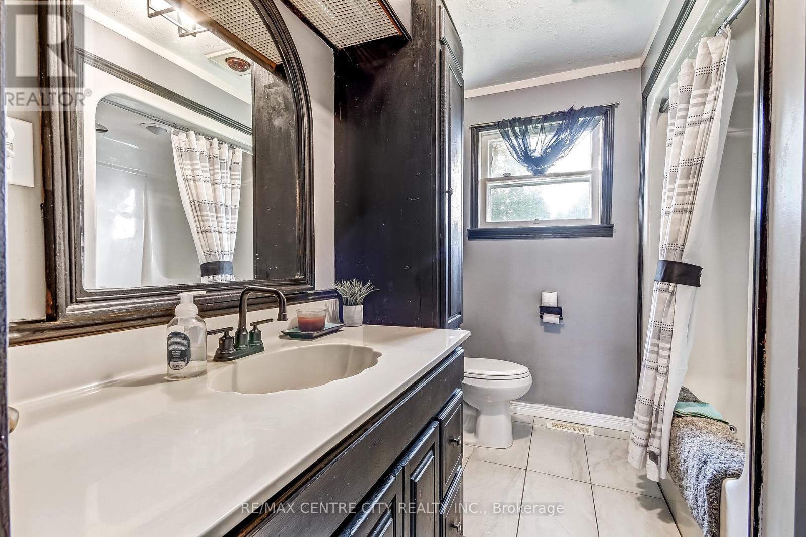 350 Warren Street, Central Elgin, Ontario  N5L 1B5 - Photo 9 - X13725058