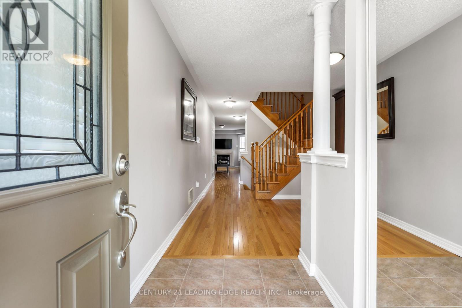 39 Stoyell Drive, Richmond Hill, Ontario L4E 0M7 - Photo 2 - N13724682