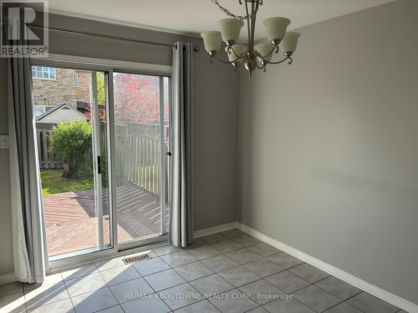 2473 Lazio Lane, Oakville, Ontario L6M 4P7 - Photo 13 - W13620286