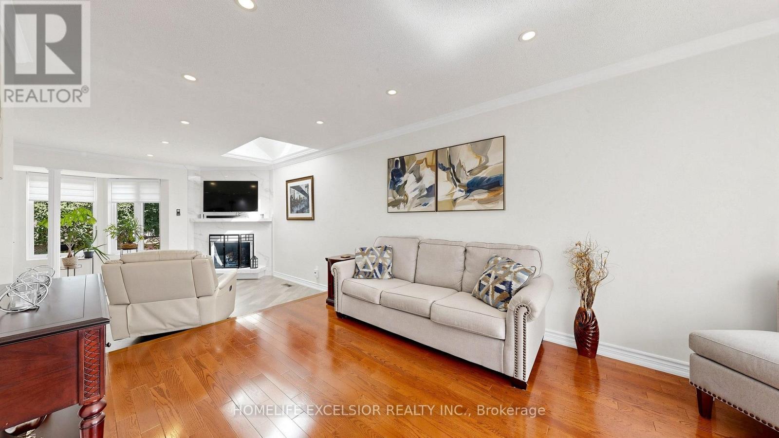 88 Kemano Road, Aurora, Ontario  L4G 2Y3 - Photo 9 - N13724986