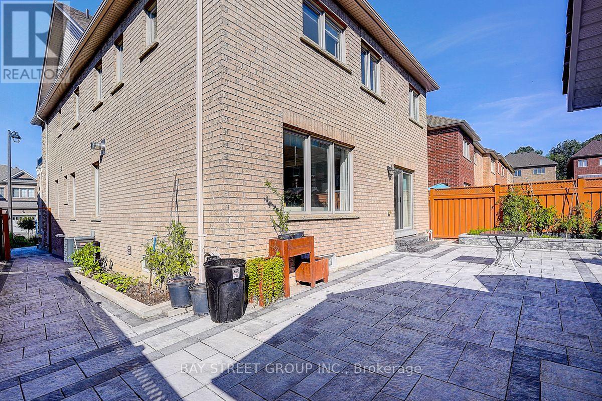 5 Blacksmith Trail W, East Gwillimbury, Ontario  L9N 0R4 - Photo 32 - N13725052