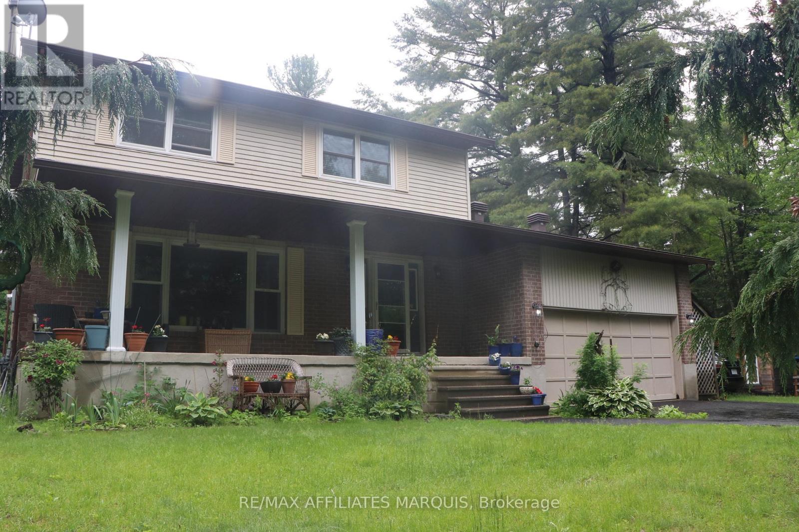 141 Bracken Avenue, Drummond/north Elmsley, Ontario K7A 4S4 - Photo 2 - X13725028