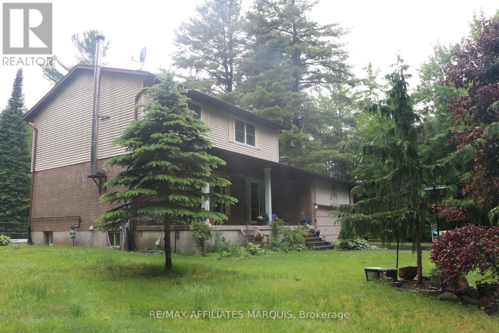 141 Bracken Avenue, Drummond/north Elmsley, Ontario K7A 4S4 - Photo 3 - X13725028