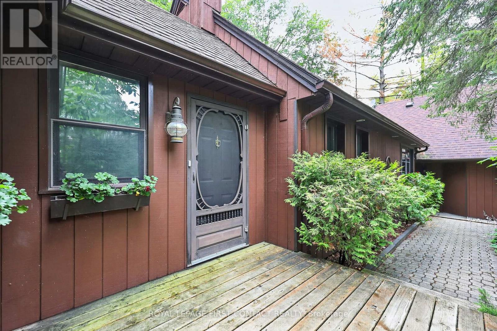 29 Doran Road, Springwater, Ontario  L9X 1L3 - Photo 6 - S13725026