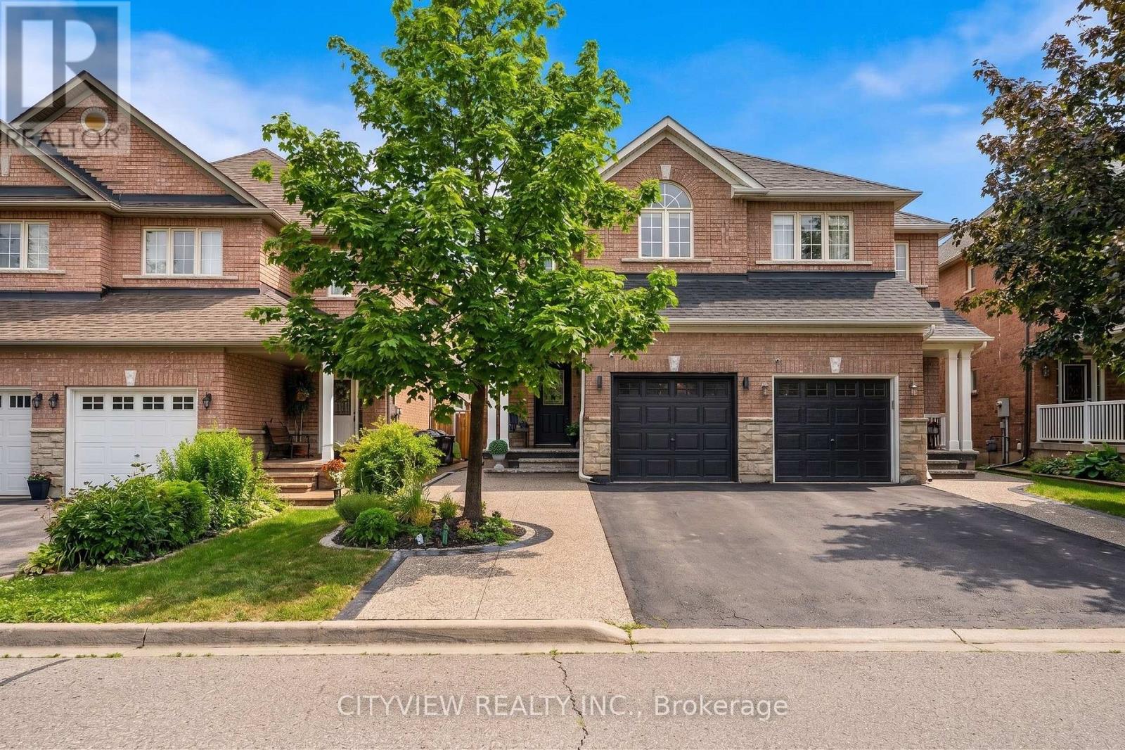 3687 Bala Drive, Mississauga, Ontario  L5M 7N1 - Photo 4 - W13725034