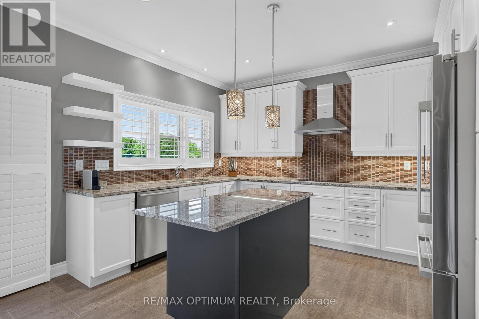 9165 Creditview Road, Brampton, Ontario  L6X 0Z5 - Photo 13 - W13725062