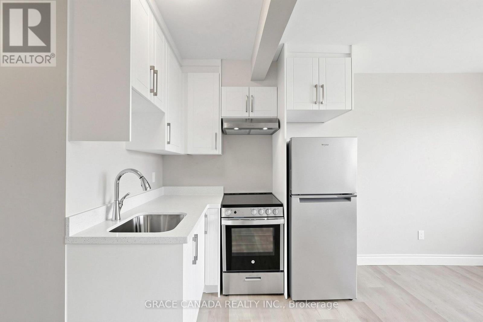 65 Sanford Avenue S, Hamilton, Ontario  L8M 2G7 - Photo 8 - X13725006