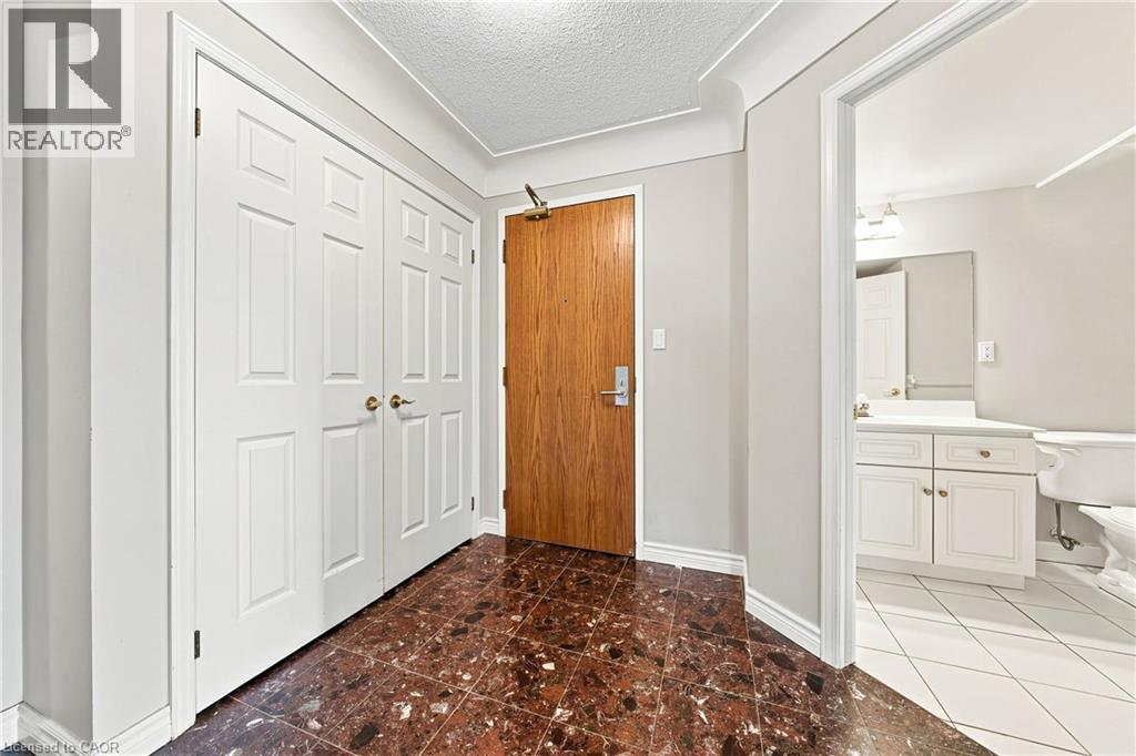 67 Caroline Street S Unit# 15c, Hamilton, Ontario  L8P 3K6 - Photo 4 - 40859042