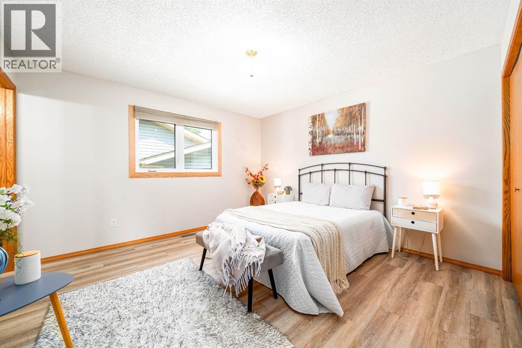 12 Swan Way SE, Medicine Hat, Alberta  T1B 4A7 - Photo 13 - A2338890