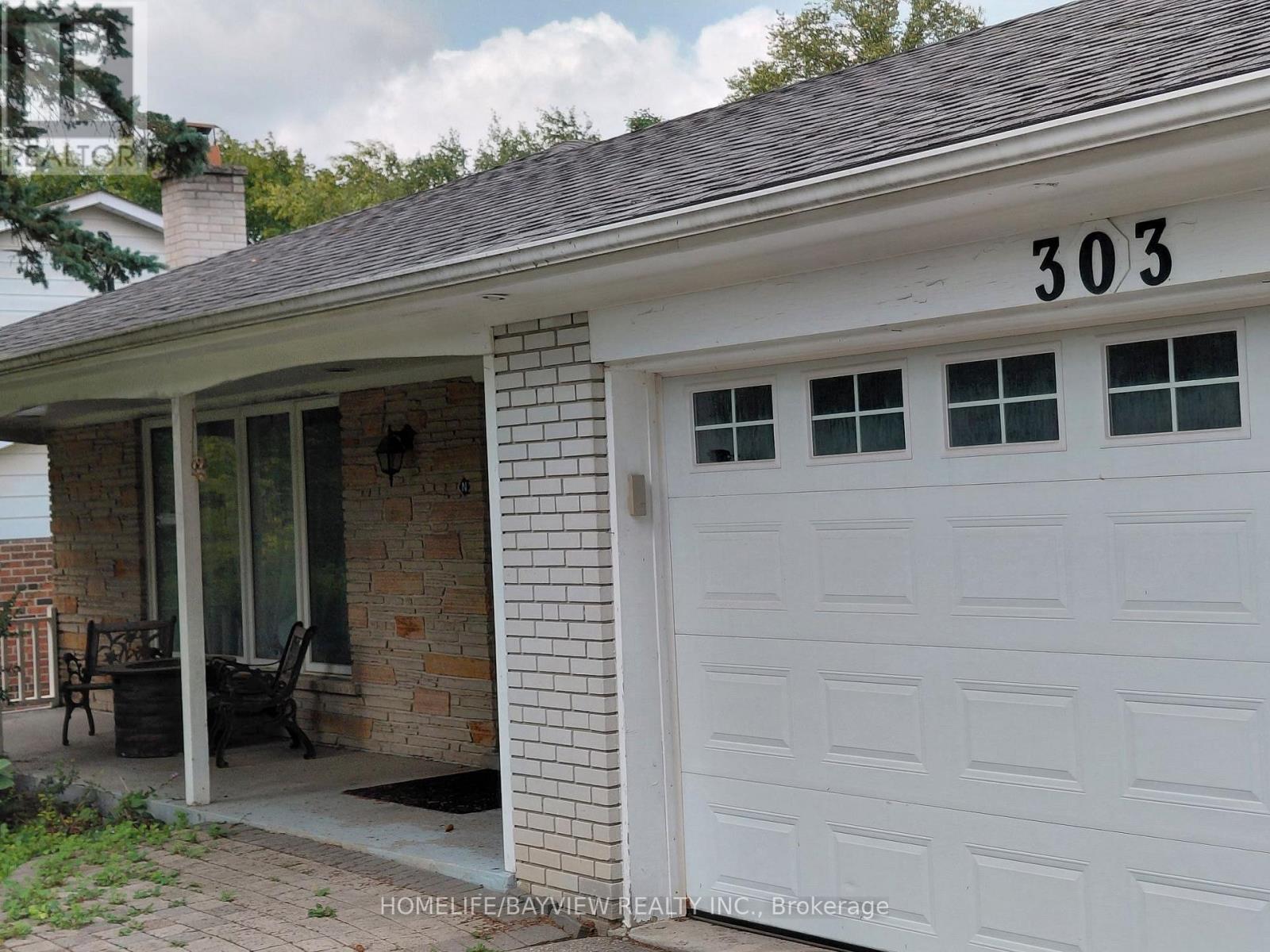 303 Millard(Main Level) Avenue, Newmarket, Ontario  L3Y 1Z3 - Photo 2 - N13625018