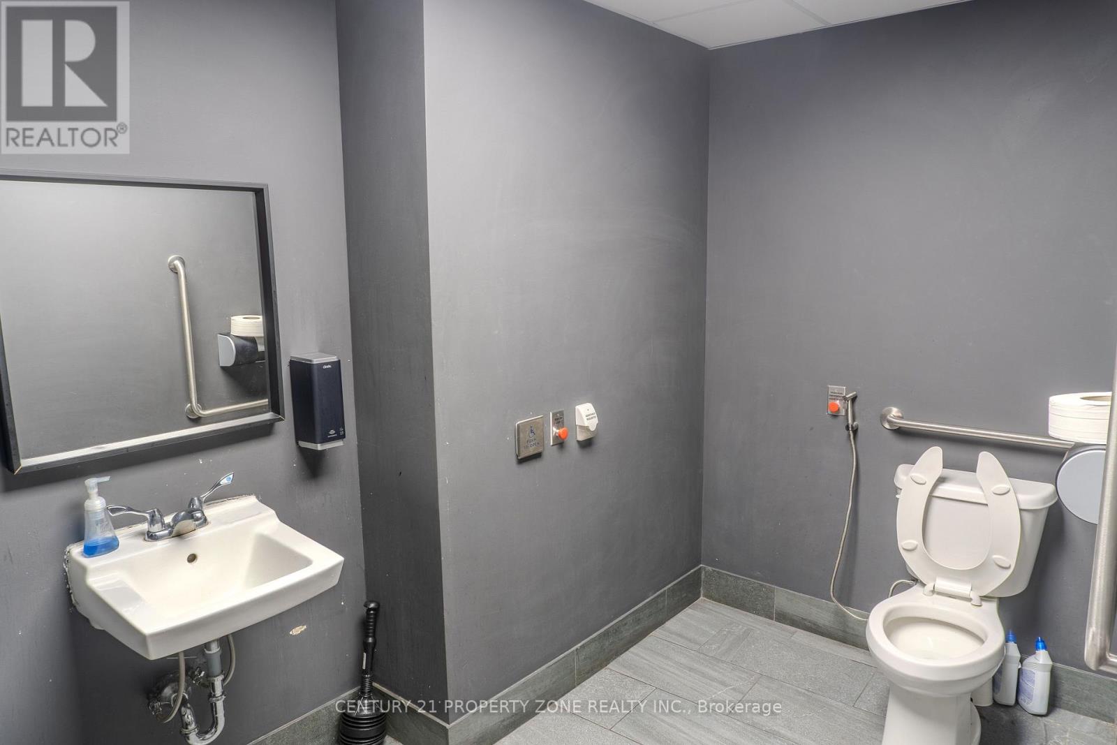 Unit 1 - 1165 Derry Road E, Mississauga, Ontario  L5T 1B6 - Photo 20 - W13715978