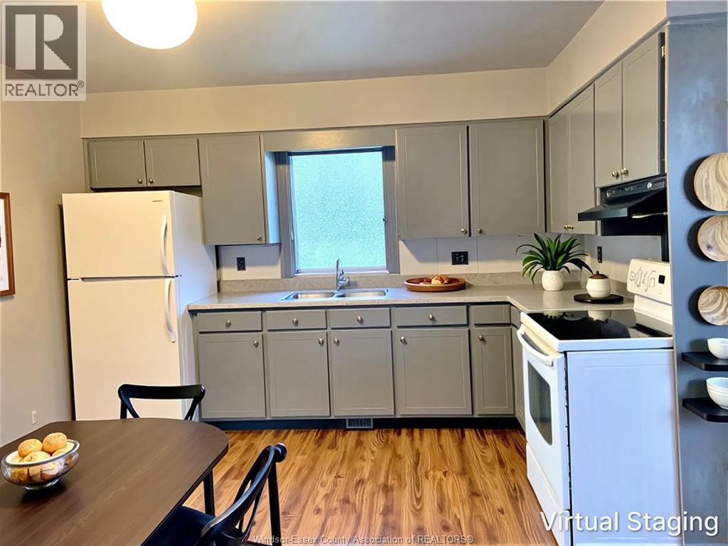 1076 Dougall, Windsor, Ontario  N9A 4R5 - Photo 4 - 26017416
