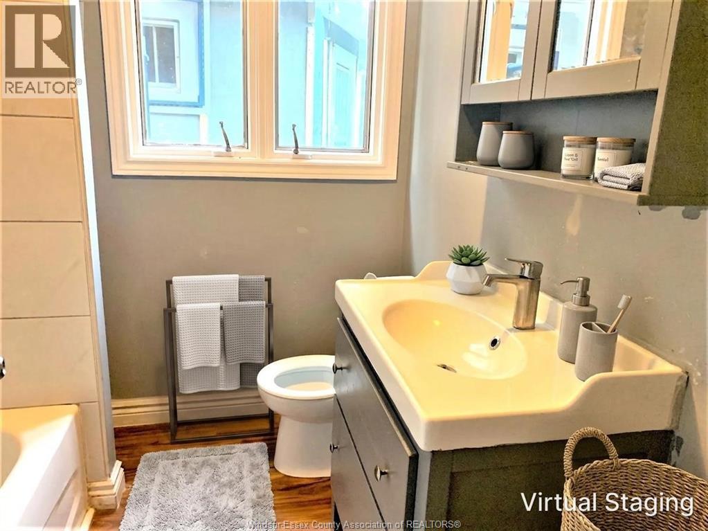 1076 Dougall, Windsor, Ontario  N9A 4R5 - Photo 5 - 26017416