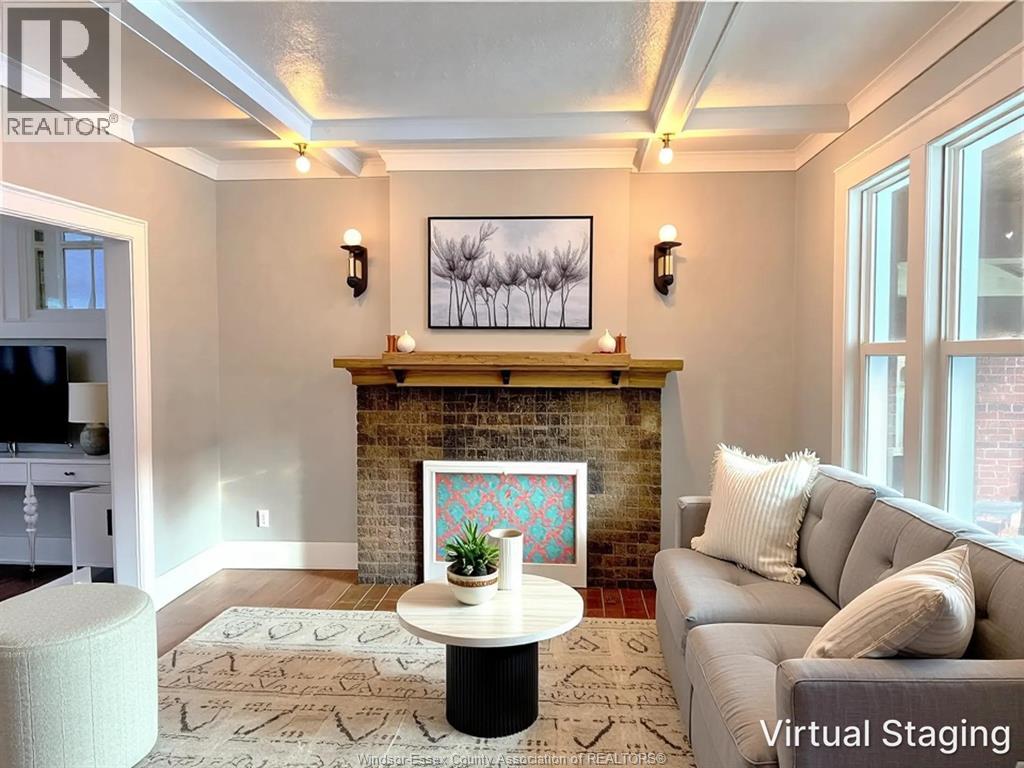 1076 Dougall, Windsor, Ontario  N9A 4R5 - Photo 2 - 26017416